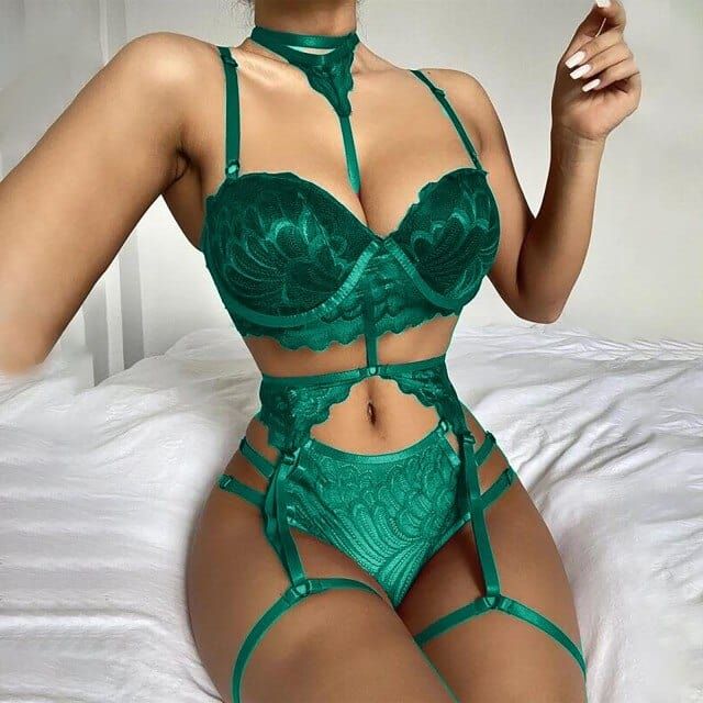 Lace_Crochet_3_Piece_Lingerie_XXL_M-03.jpg